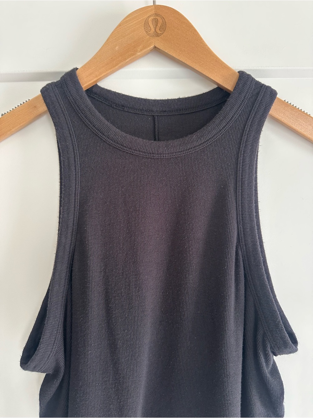 Lululemon Hold Tight Cropped Tank Top Black - Picture 5 of 9